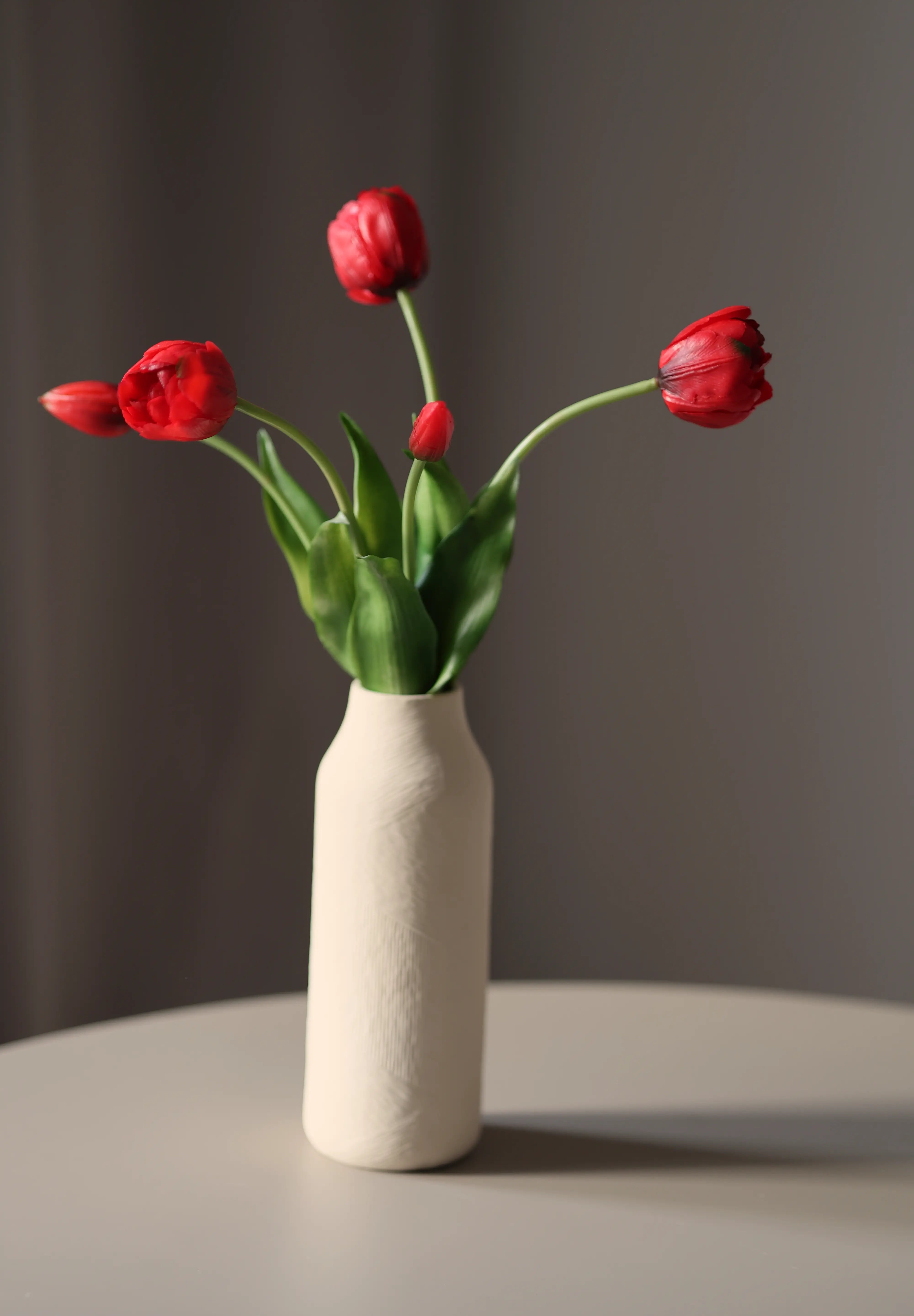 Tulipáncsokor piros művirág csokor