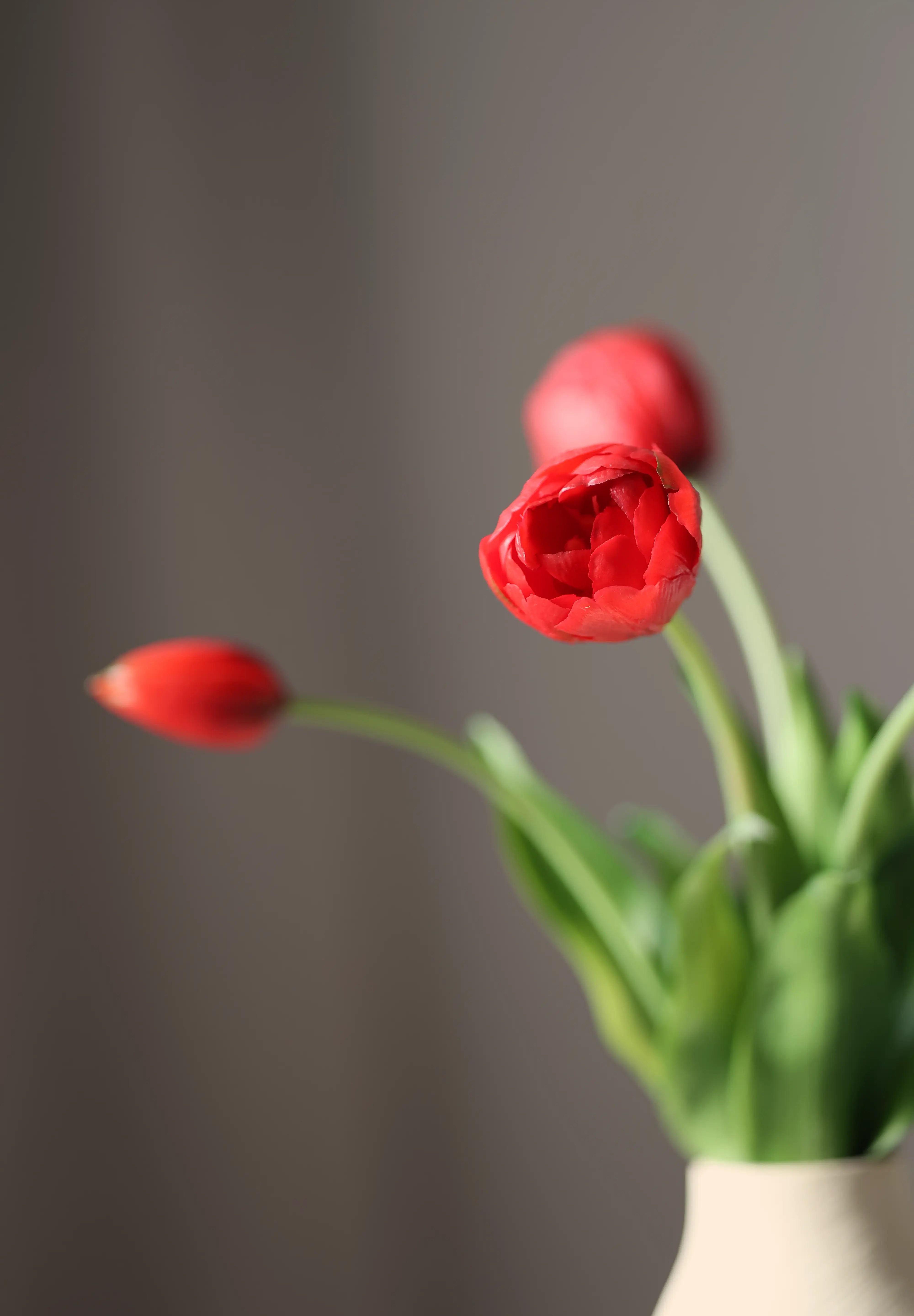 Tulipáncsokor piros művirág csokor